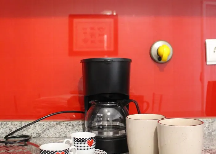 Modern 1br For 4 - Great For Long Stays, 10 Min To Attractions