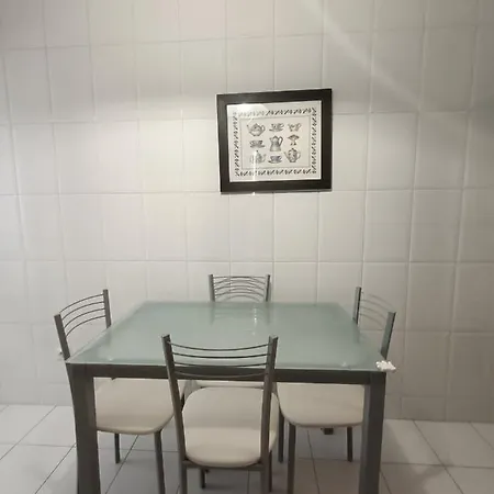Stylish 1br In Gaia Near Porto, Sleeps 4 Apartmán Vila Nova de Gaia
