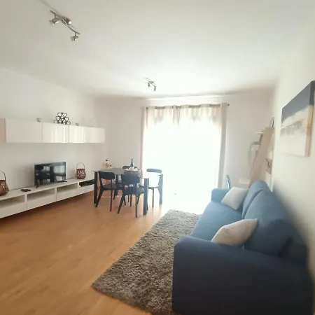 Modern 1br For 4 - Great For Long Stays, 10 Min To Attractions