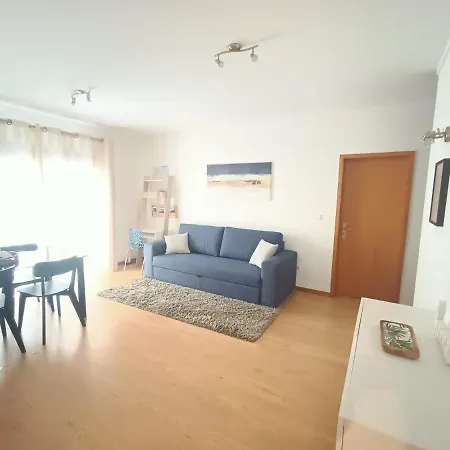 Appartement Stylish 1br In Gaia Near Porto, Sleeps 4 *