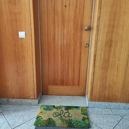 Stylish 1br In Gaia Near Porto, Sleeps 4 Appartement *