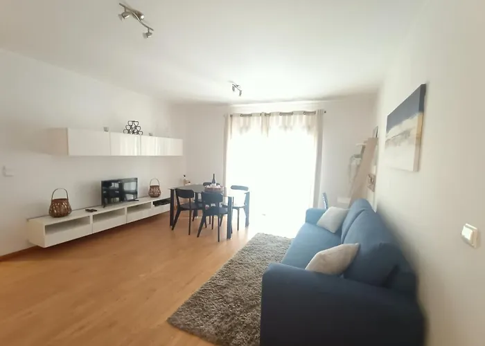 Modern 1br For 4 - Great For Long Stays, 10 Min To Attractions