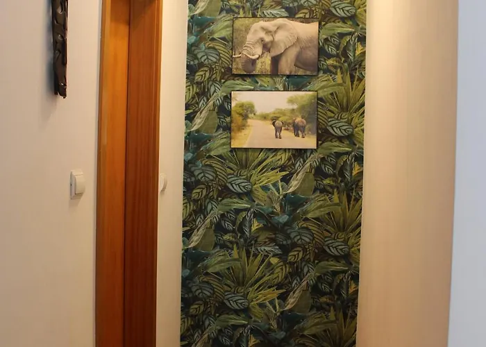 Modern 1br For 4 - Great For Long Stays, 10 Min To Attractions Lägenhet